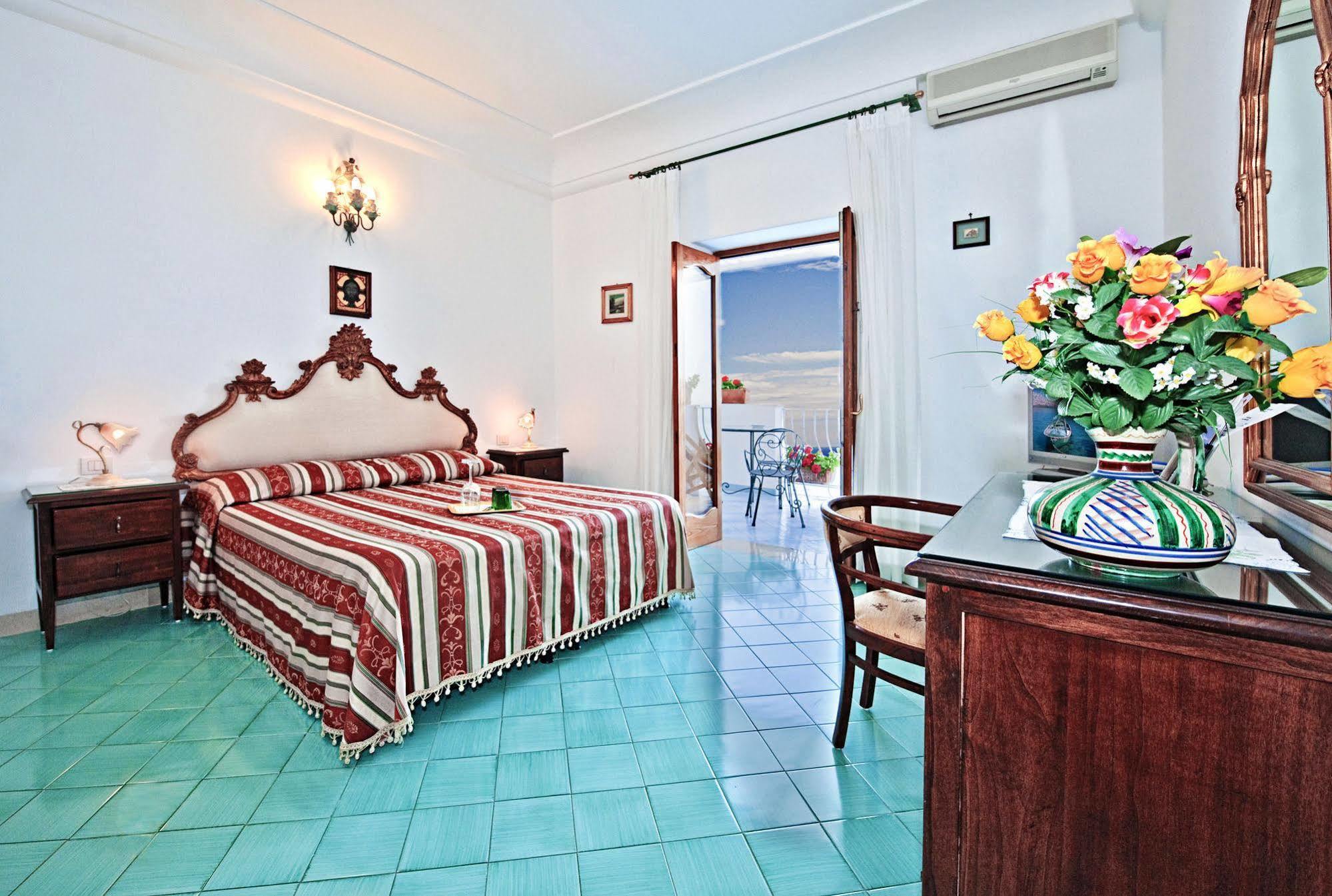 La Rosa Dei Venti Aparthotel Positano Ngoại thất bức ảnh