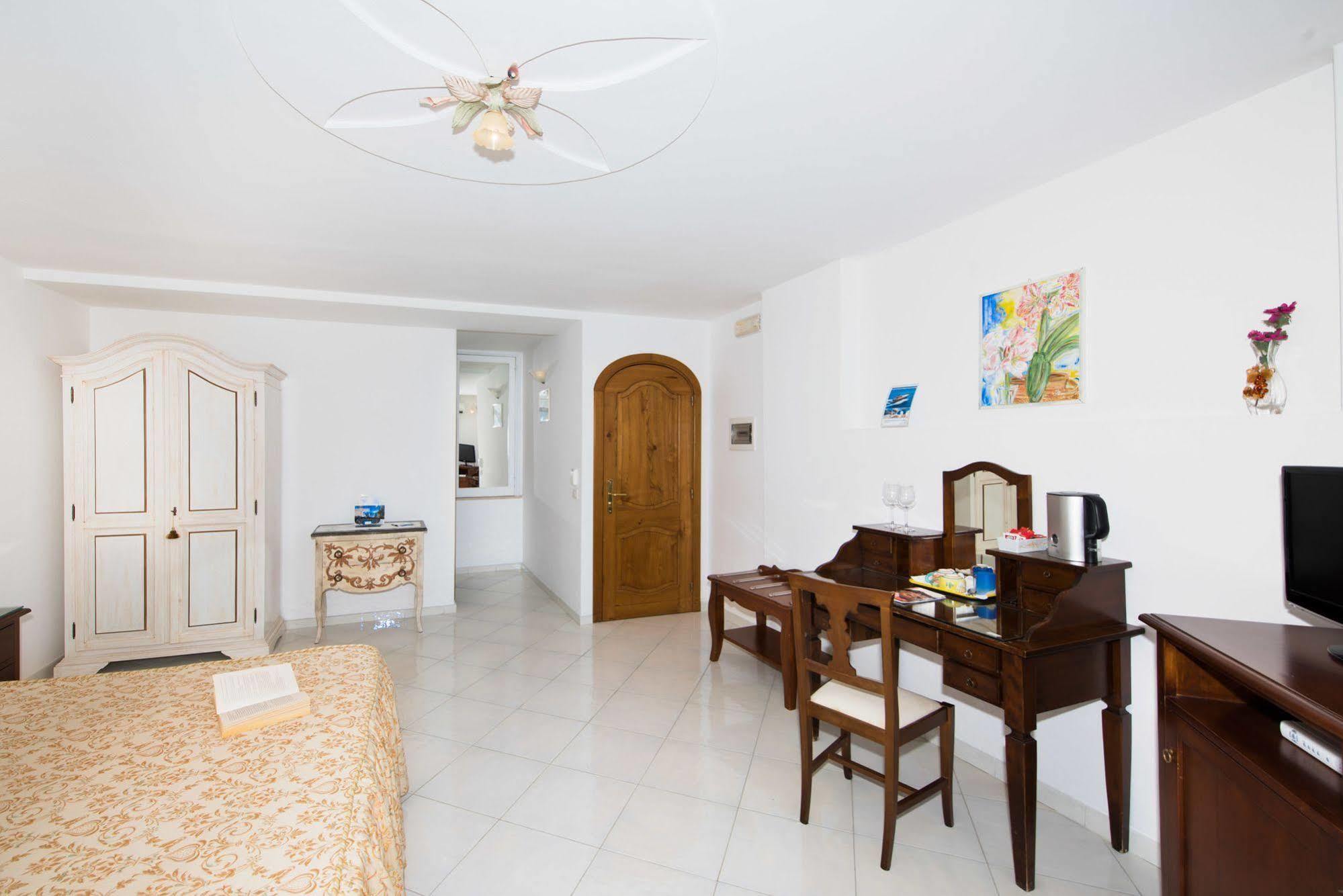 La Rosa Dei Venti Aparthotel Positano Ngoại thất bức ảnh